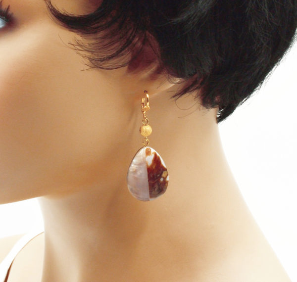 Boucles d'oreilles gouttes nacre - Joséphine – Image 3