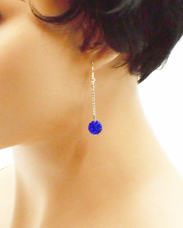 Boucles d'oreilles pendantes strass - DISCO – Image 9