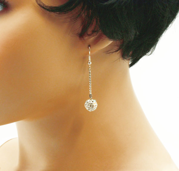 Boucles d'oreilles pendantes strass - DISCO – Image 3