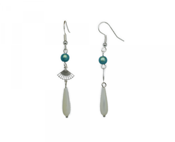 Boucles d'oreilles éventail nacre - Flamingo – Image 2