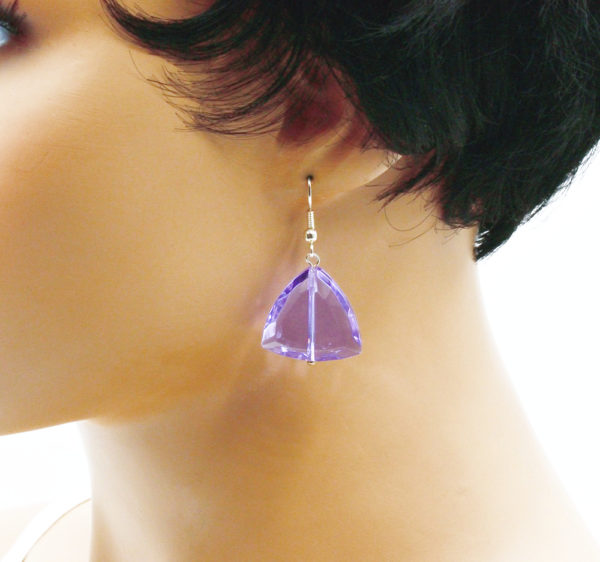 Boucles d'oreilles pendantes triangle - Trillion – Image 3