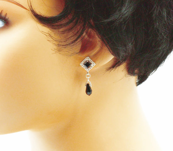 Boucles d'oreilles pendantes noires  - Duchesse – Image 3