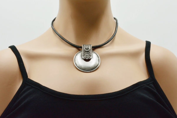 Collier pendentif ethnique argenté - Pompei – Image 4
