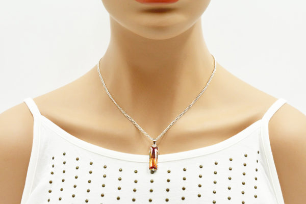 Collier pendentif rectangle cristal - Princesse – Image 4