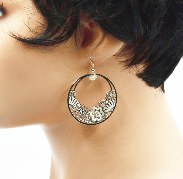 Boucles d'oreilles créoles filigranes - Spring garden – Image 3