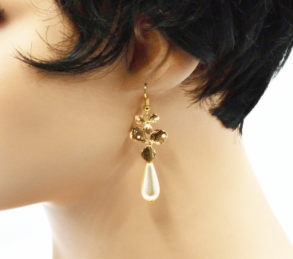 Boucles d'oreilles orchidées dorées - Flower fall – Image 3
