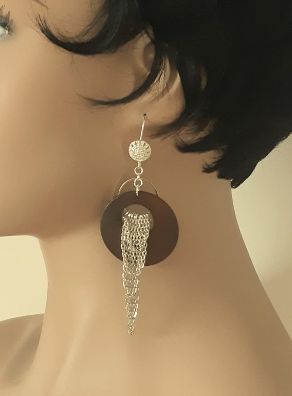 Boucles d'oreilles pendantes Bois et acier- Swing – Image 3