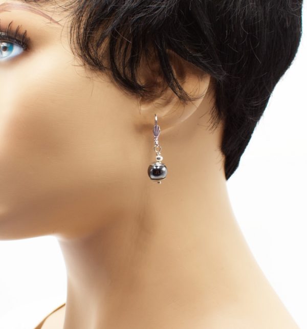 Boucles d'oreilles dormeuses hématite- Linda – Image 3