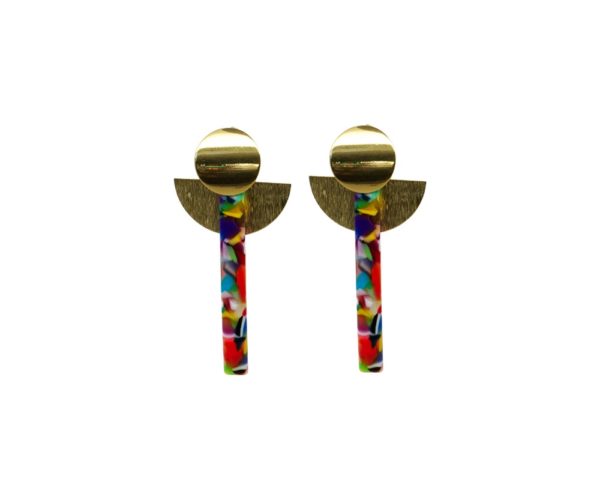 Puces d'oreilles pendantes dorées