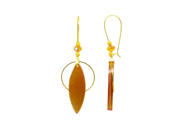 Boucles d'oreilles longs crochets or - Leevah – Image 2