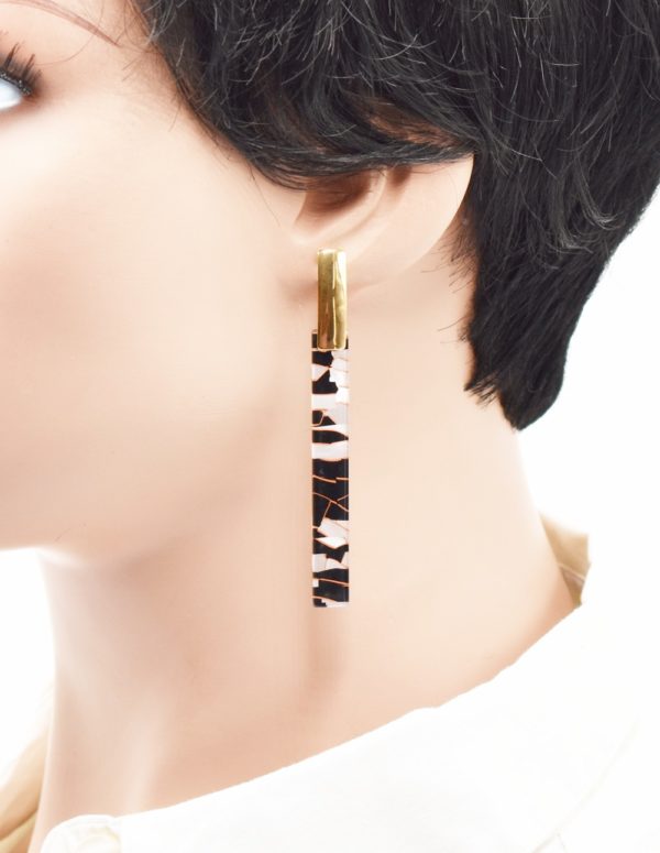 Boucles d'oreilles acier doré rectangle - Zebra – Image 3